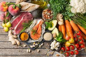 L&rsquo;alimentazione che rinforza le tue difese immunitarie: i consigli del nutrizionista
