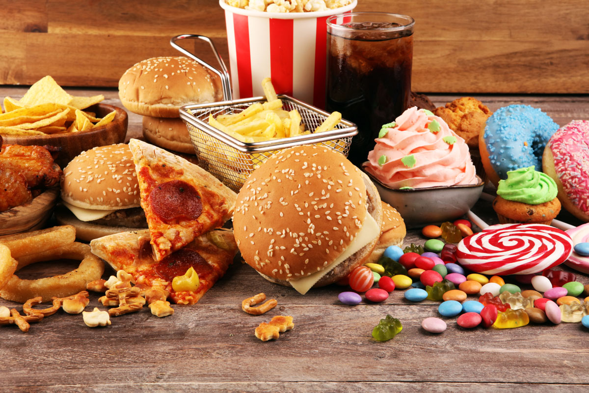 Il cibo spazzatura danneggia la memoria. La conseguenza? Più voglia di junk food 1 Junk food altera memoria e controllo dell'appetito