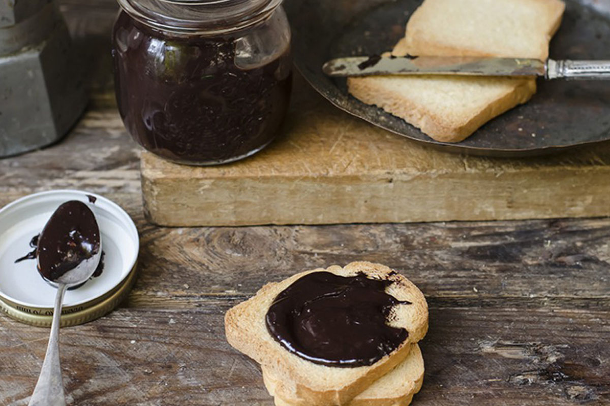 #iorestoacasa e cucino: 10 ricette di Melarossa da preparare insieme ai tuoi bambini 8 nutella fatta in casa: ricette con i bambini
