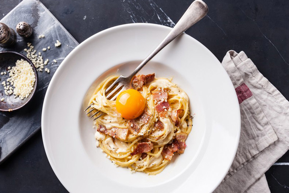 Carbonara Day: 3 ricette light di Melarossa da provare... prepara la tua carbonara e condividila! 1 pasta alla carbonara light