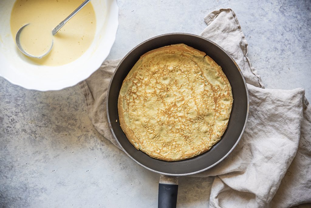 Crêpes salate alle verdure, una ricetta saporita e leggera 4 crepes alle verdure padella
