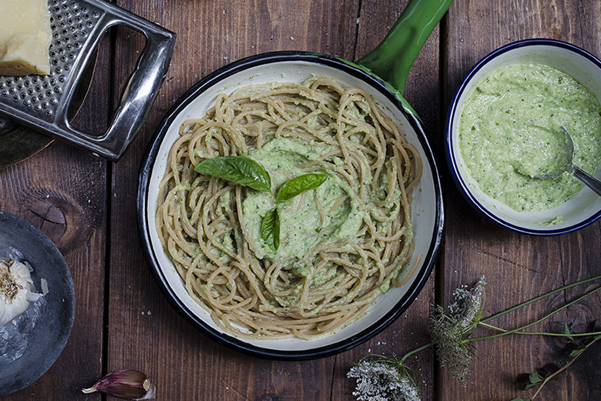 Il menù veloce per tutta la famiglia: per chi sta a casa, ma non ha molto tempo per cucinare 1 Pasta al pesto di zucchine e ricotta