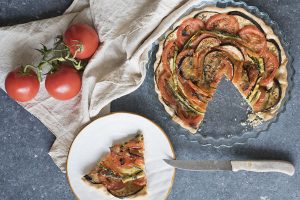 Torta salata con verdure: un piatto sfizioso e leggero