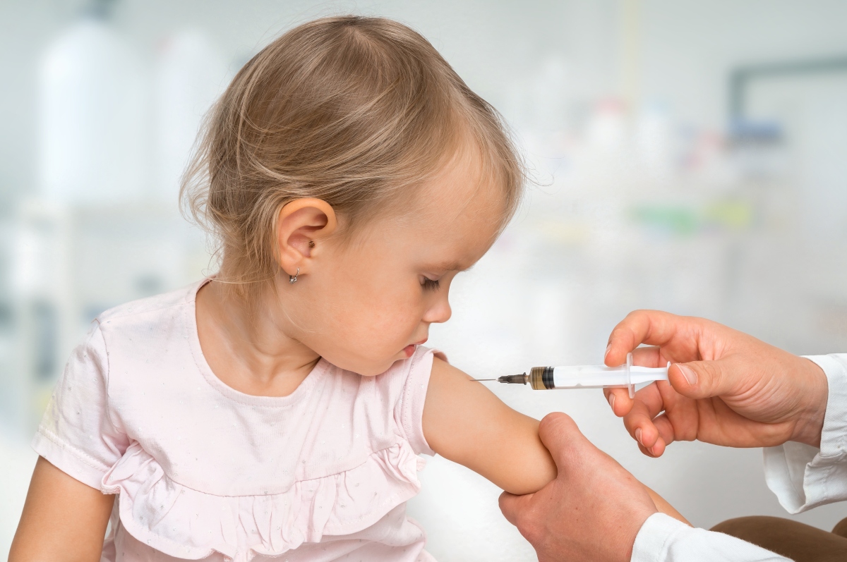 Vaccinazioni pediatriche: l'emergenza coronavirus rischia di farle saltare 1 vaccini bambini da fare anche con corona virus