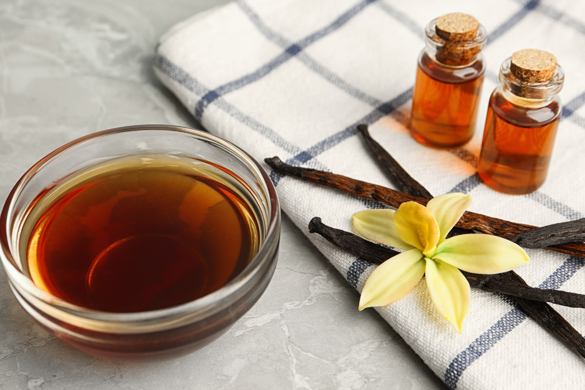 Estratto di vaniglia fatto in casa per dolci: naturale e sano 2 estratto di vaniglia fatto in casa