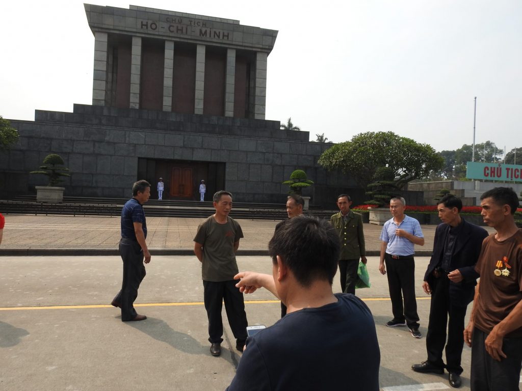 Viaggio in Vietnam: la capitale Hanoi al nord dell'isola 9 hanoi mausoleo di ho chi min 4