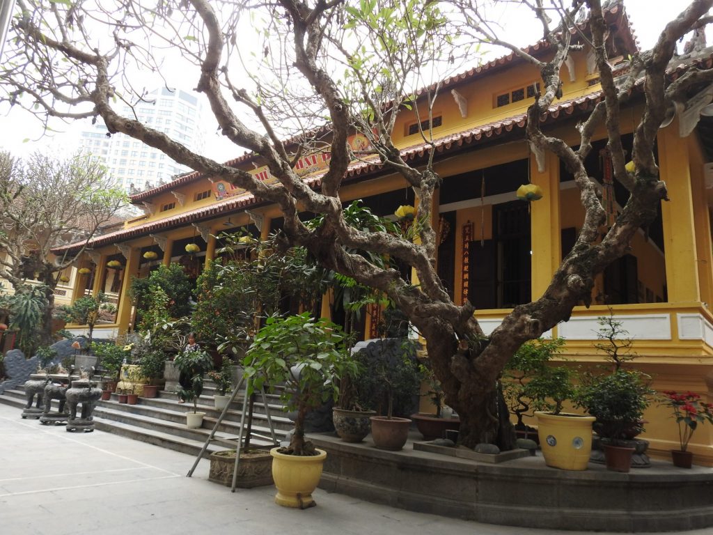 Viaggio in Vietnam: la capitale Hanoi al nord dell'isola 10 hanoi pagoda di quan su 1