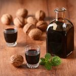 Nocino: la ricetta per fare a casa il liquore alle noci 1 nocino