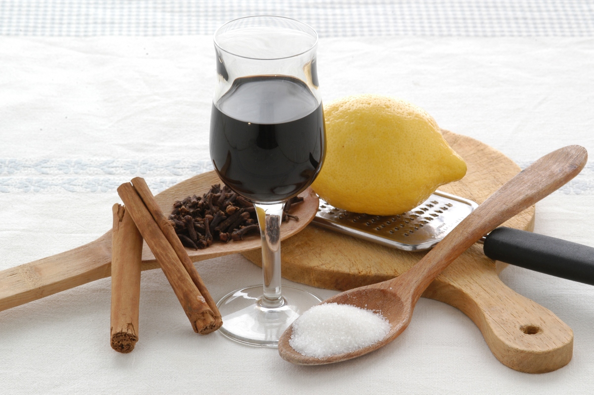 Nocino: la ricetta per fare a casa il liquore alle noci 2 nocino ricetta