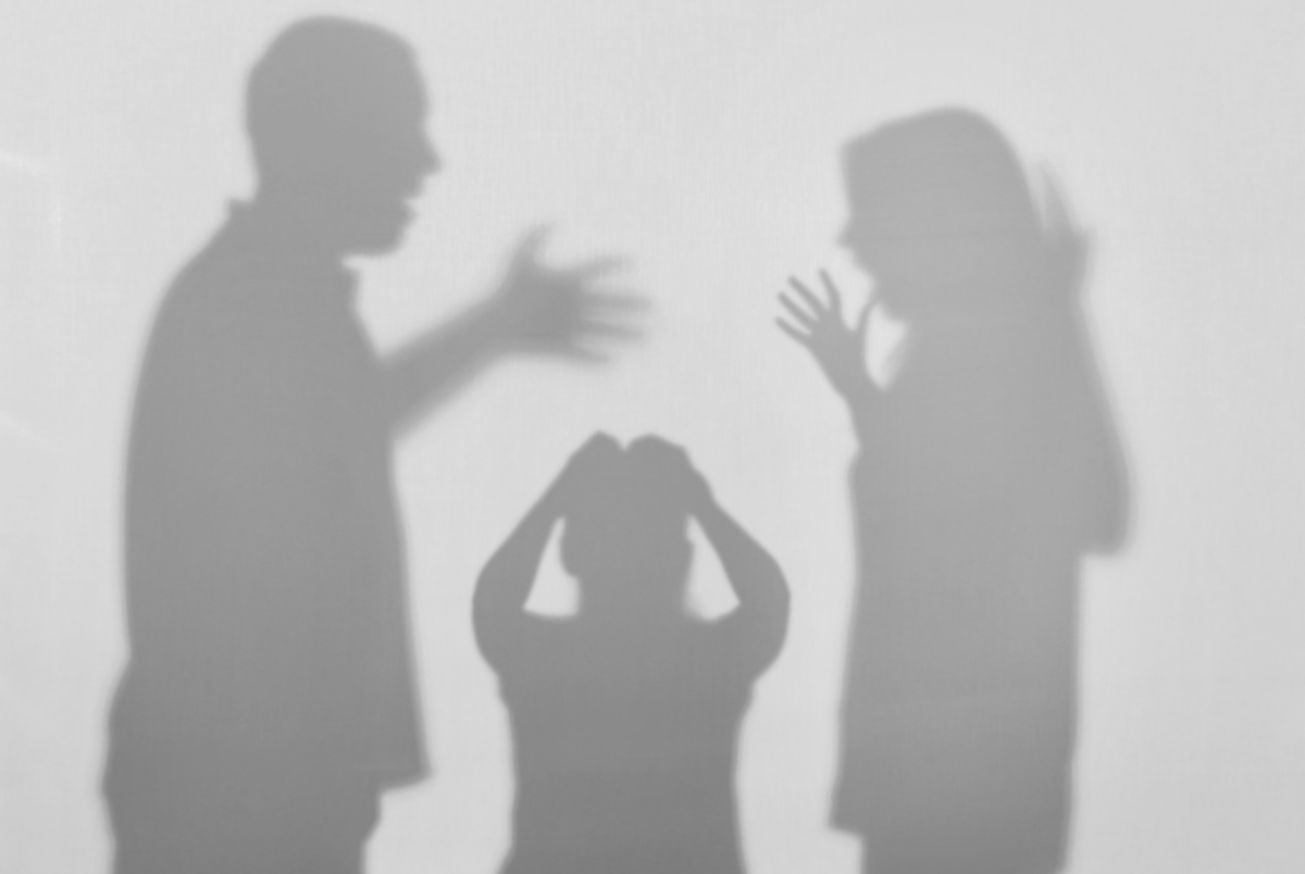 Sindrome di Stoccolma: cos'è, sintomi, cause, diagnosi e storia 3 Sindrome di Stoccolma domestica