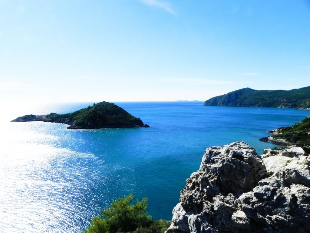 Alla scoperta di Porto Ercole: racconto estivo di un viaggio indimenticabile 3 Porto Ercole argentario costa meridionale