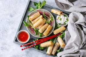 Involtini primavera al forno: la ricetta leggera