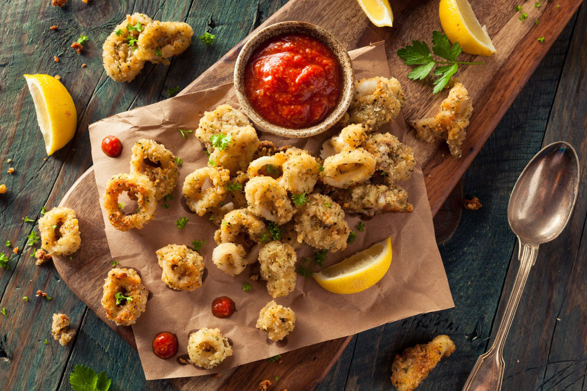 Tapas spagnole: cosa sono, origini, ricette tipiche, le idee più una video ricetta per farle a casa 6 tapas frittura di calamari