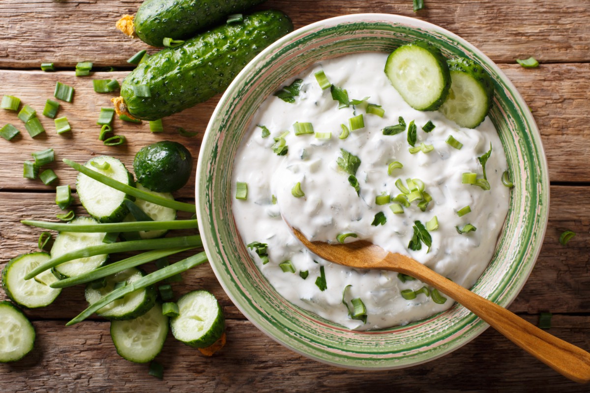 Erbe aromatiche: 10 ricette per utilizzarle al meglio 10 tzatziki