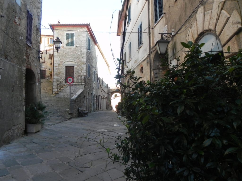 Alla scoperta di Magliano: la magia delle rovine di San Bruzio 3 Montemerano centro