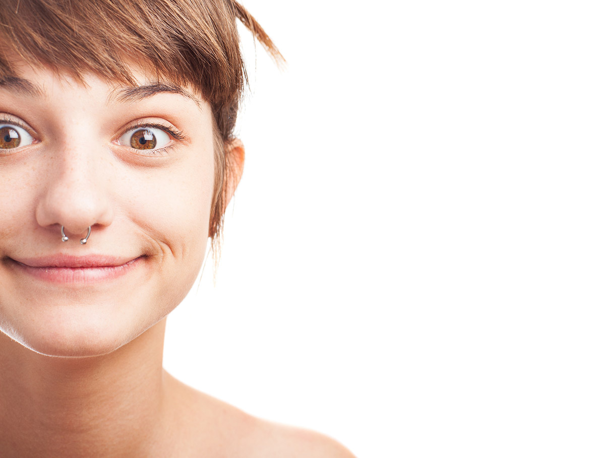 Piercing: che cos'è, come si fa, rischi e controindicazioni 1 piercing cos'è e rischi