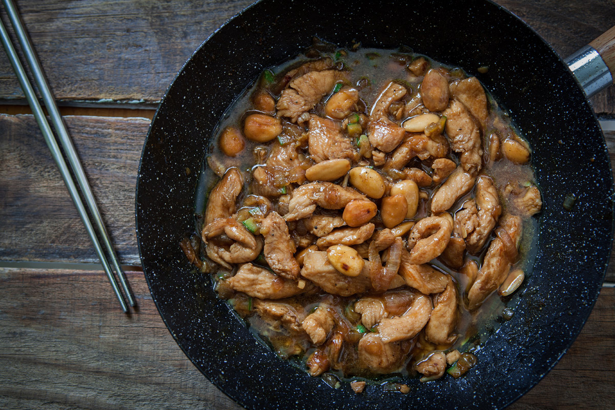 Ricette antistress per ritrovare il buonumore! 7 pollo alle mandorle con verdure