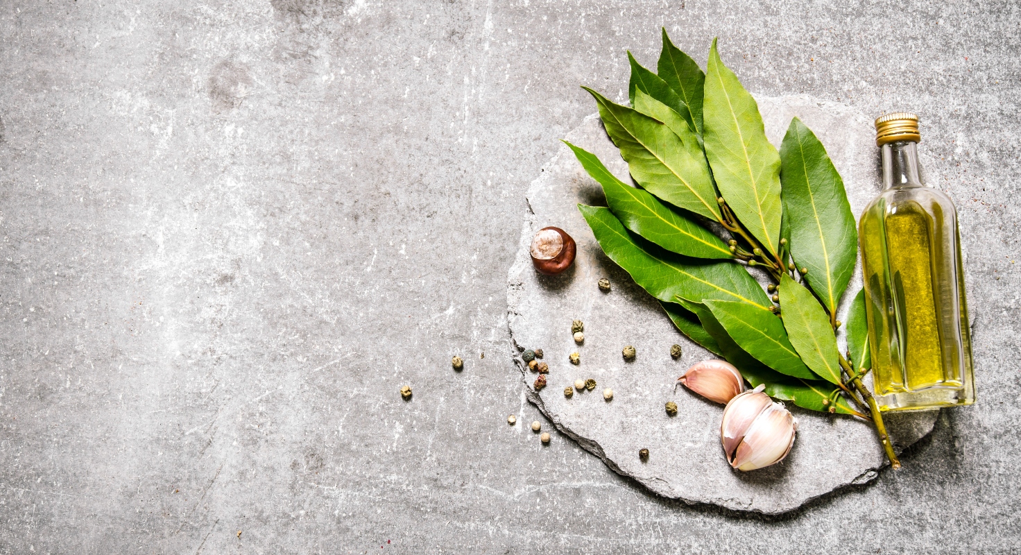 Alloro: coltivazione, proprietà, benefici, trattamenti, controindicazioni ed usi in cucina 5 alloro: usi in cucina