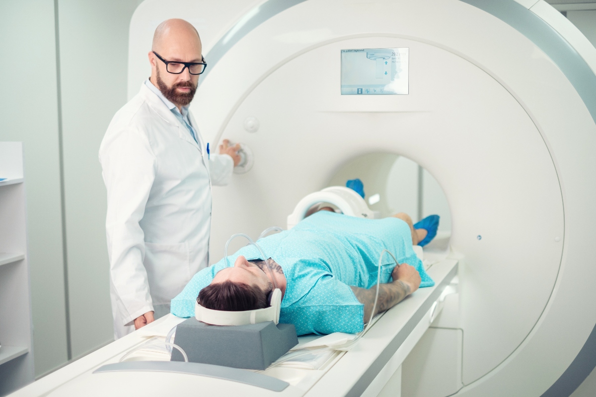 Ictus: cos'è, chi è a rischio, tipi, cause, sintomi, fattori di rischio, cure e prevenzione 5 ictus: diagnosi