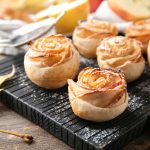 Rose di mela, un dolce facile e veloce da preparare 1 ricetta rose di mela