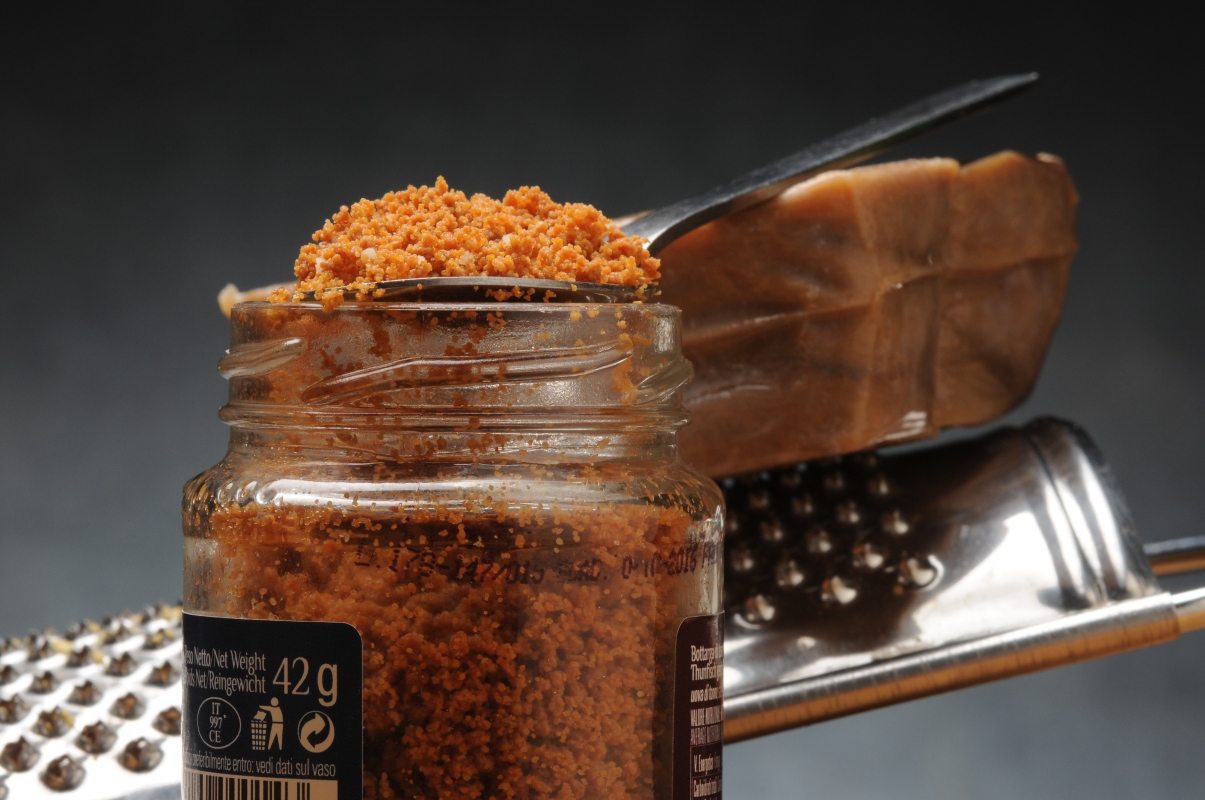 Bottarga: cos'è, benefici, valori nutrizionali e usi in cucina 5 bottarga: guida all' acquisto