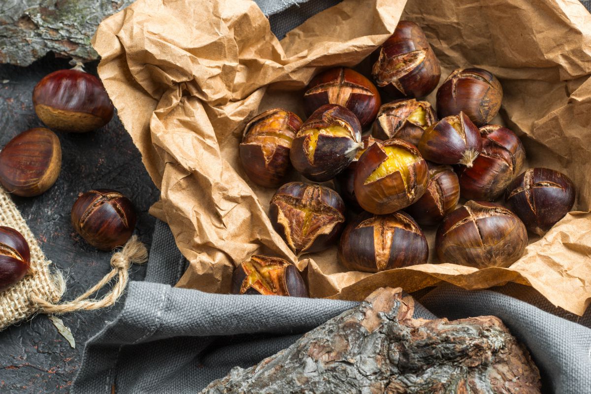 Castagne al forno: ricetta, cottura, calorie e proprietà nutrizionali 2 castagne al forno: come cucinarle