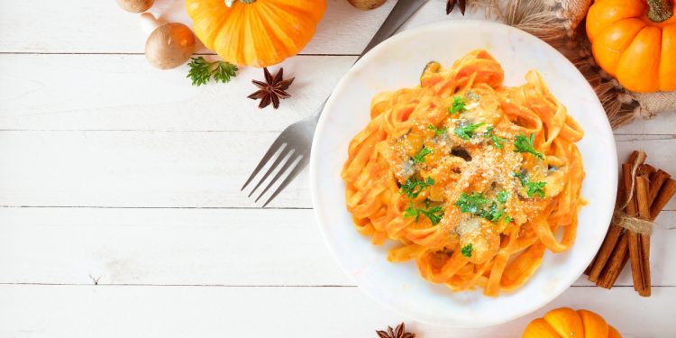 Dall’antipasto al dolce: il menù perfetto e leggero per un pranzo autunnale 2 pasta-con-zucca