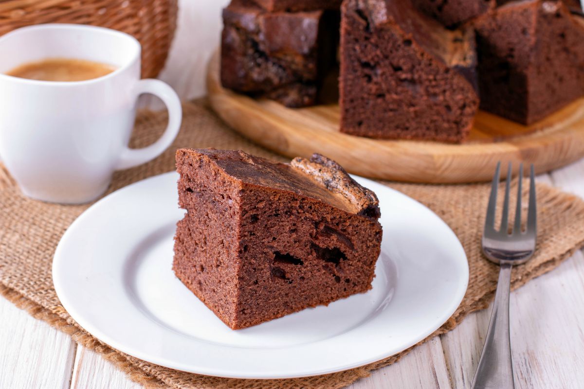 Torta al cioccolato: la ricetta del dolce più amato di sempre 4 Torta al cioccolato morbida