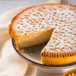Torta della nonna: la ricetta originale con crema e pinoli e variante light al bicchiere 2 Torta della nonna ricetta