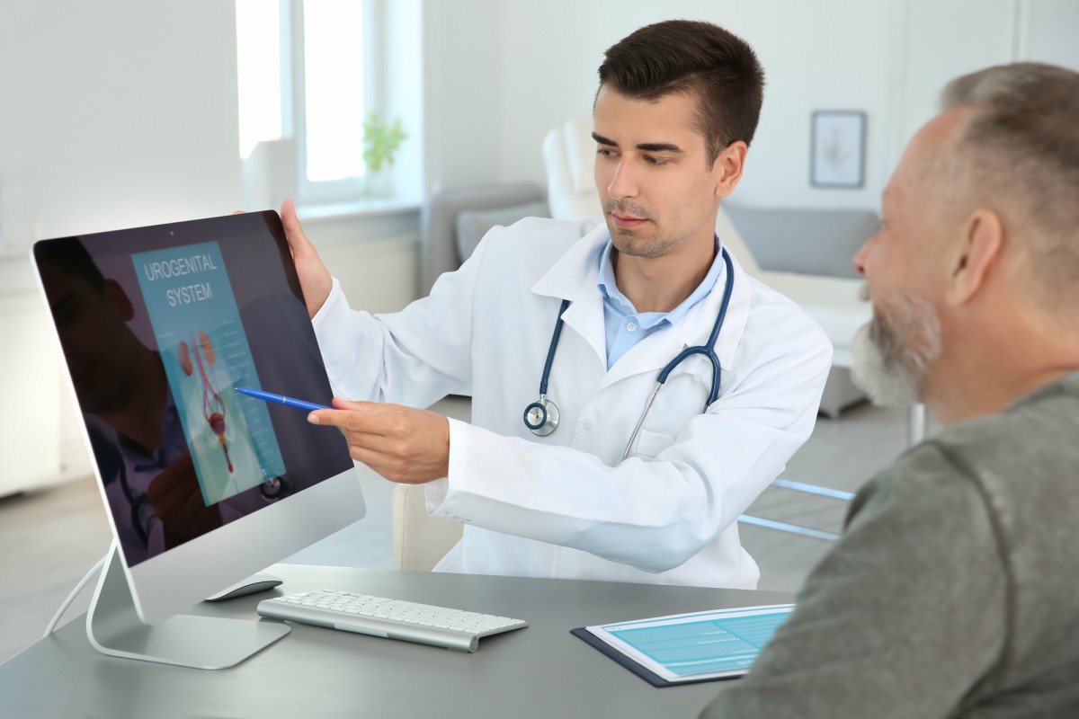 Tumore alla prostata: per combatterlo fatti crescere i baffi! 1 tumore-prostata-prevenzione