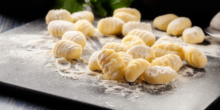 I cibi più cercati su Google? Scopri la classifica e le ricette di Melarossa per prepararli 5 gnocchi-patate