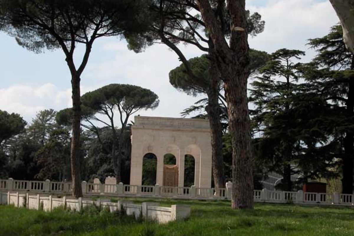 Alla scoperta di Roma: una passeggiata sul colle romano del Gianicolo 3 Gianicolo mausoleo ossario dei caduti per Roma