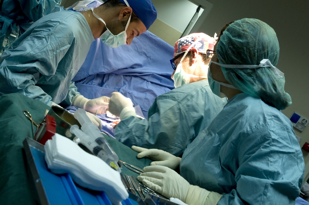 Appendicite: che cos’è, sintomi, epidemiologia, cause e trattamenti 4 appendicite: intervento chirurgico
