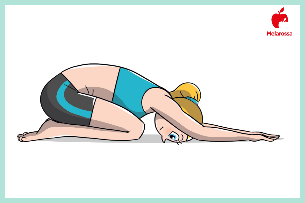 Posizioni yoga contro il gonfiore addominale 5 Illustrazione che spiega come fare la posizione del bambino per sgonfiare la pancia. In alto a destra logo Melarossa