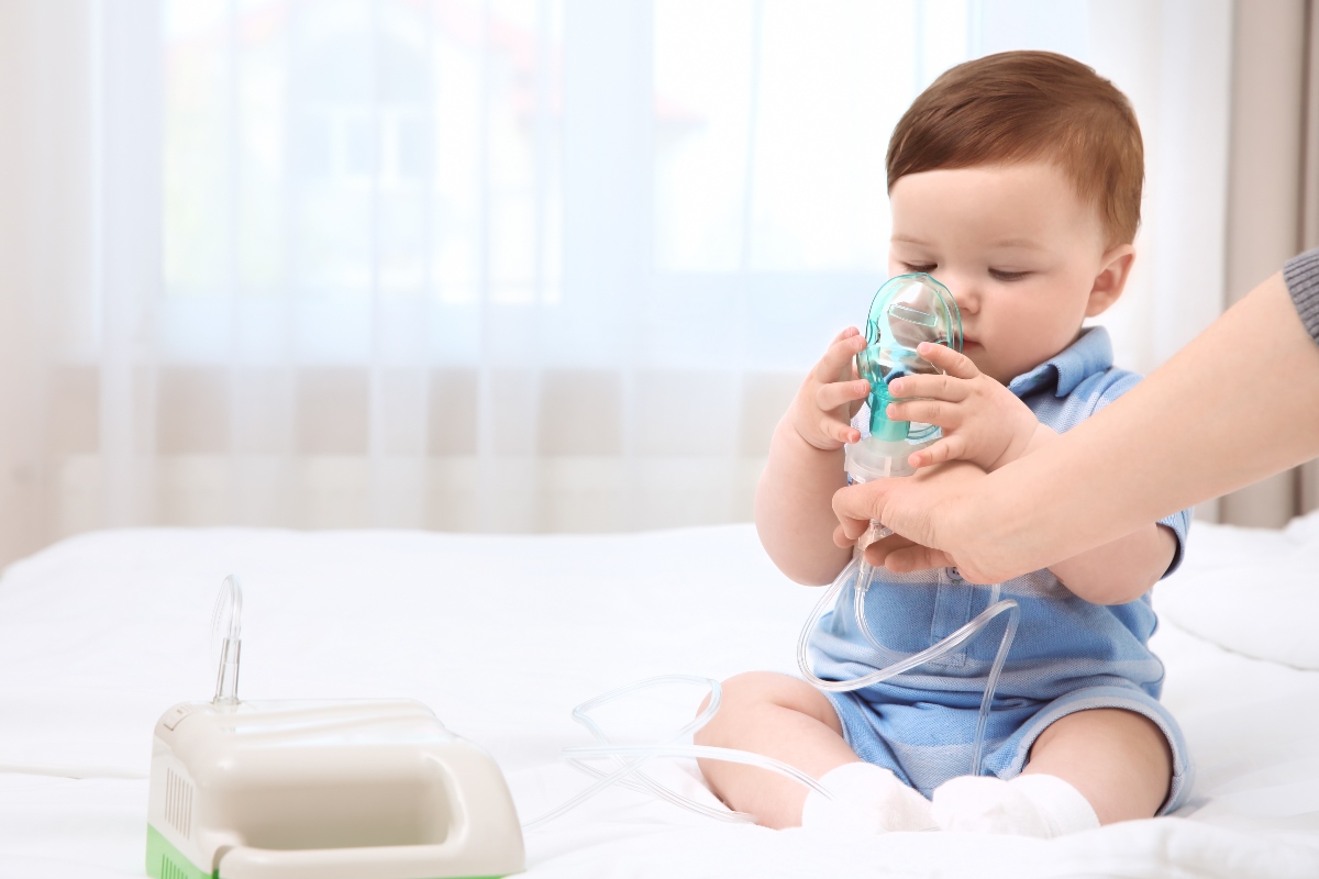 Aerosol: cos'è, quando serve, come farlo correttamente, benefici, controindicazioni e quale scegliere 2 aerosol: come farlo bene ai bambini piccoli