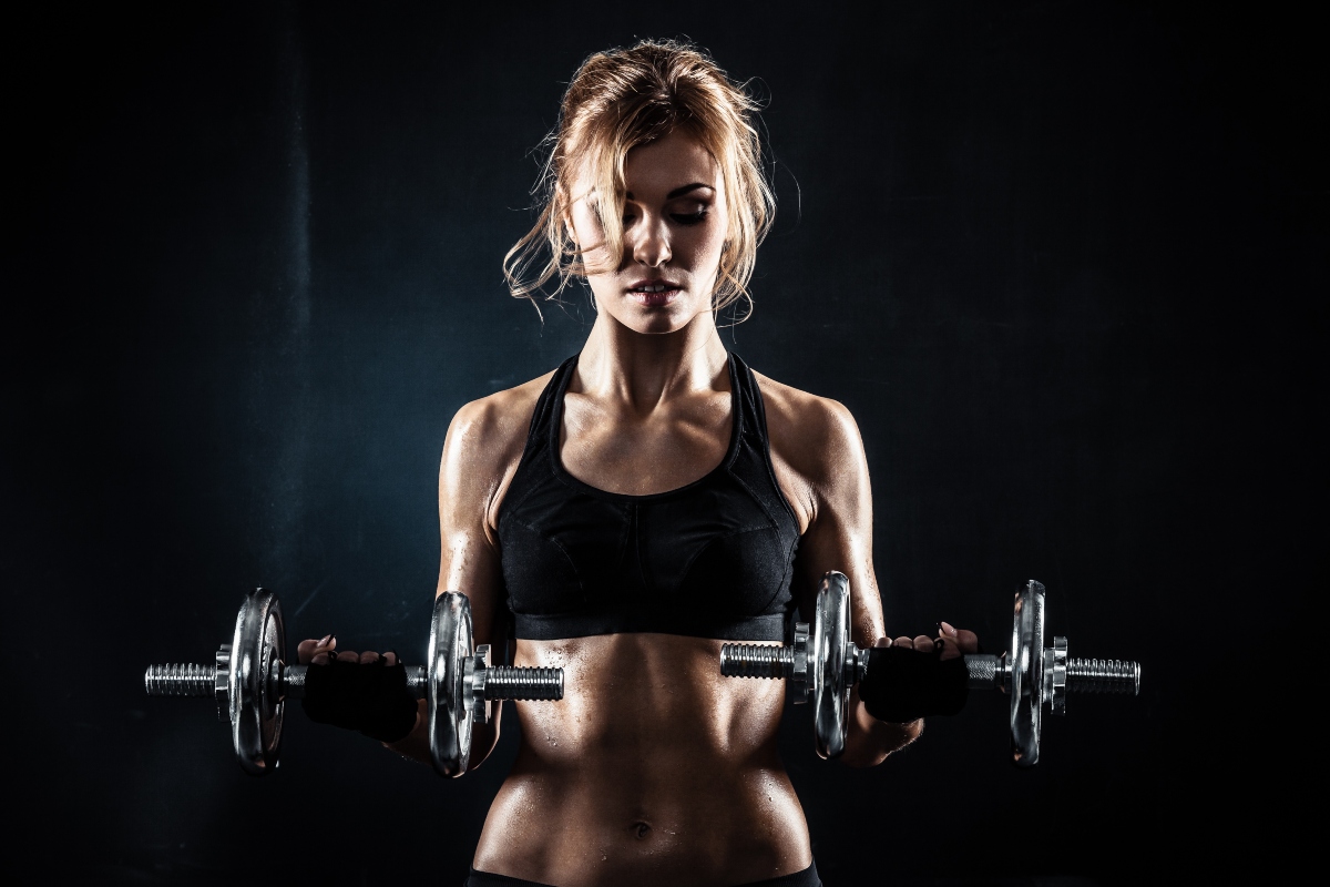 Body Pump: cos'è, come ci si allena, benefici e esercizi da fare a casa per tonificarti 6 body pump: esercizi per le braccia