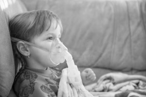 Fibrosi cistica: cos&rsquo;&egrave;, cause, sintomi,  come si manifesta, diagnosi, cure e trattamenti