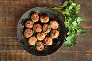 Polpette di pollo: la ricetta classica e nutriente