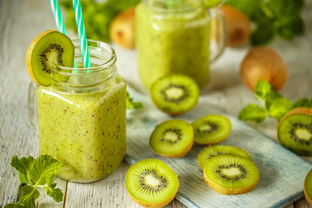 Alimenti antitumorali: 5 cibi top per prevenire il cancro 2 alimenti antitumorali: kiwi