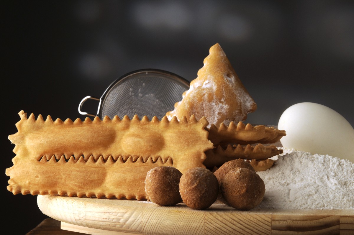 Carnevale: è boom di frappe e strufoli fai da te. Ecco le ricette Melarossa da provare 1 carnevale ricette light