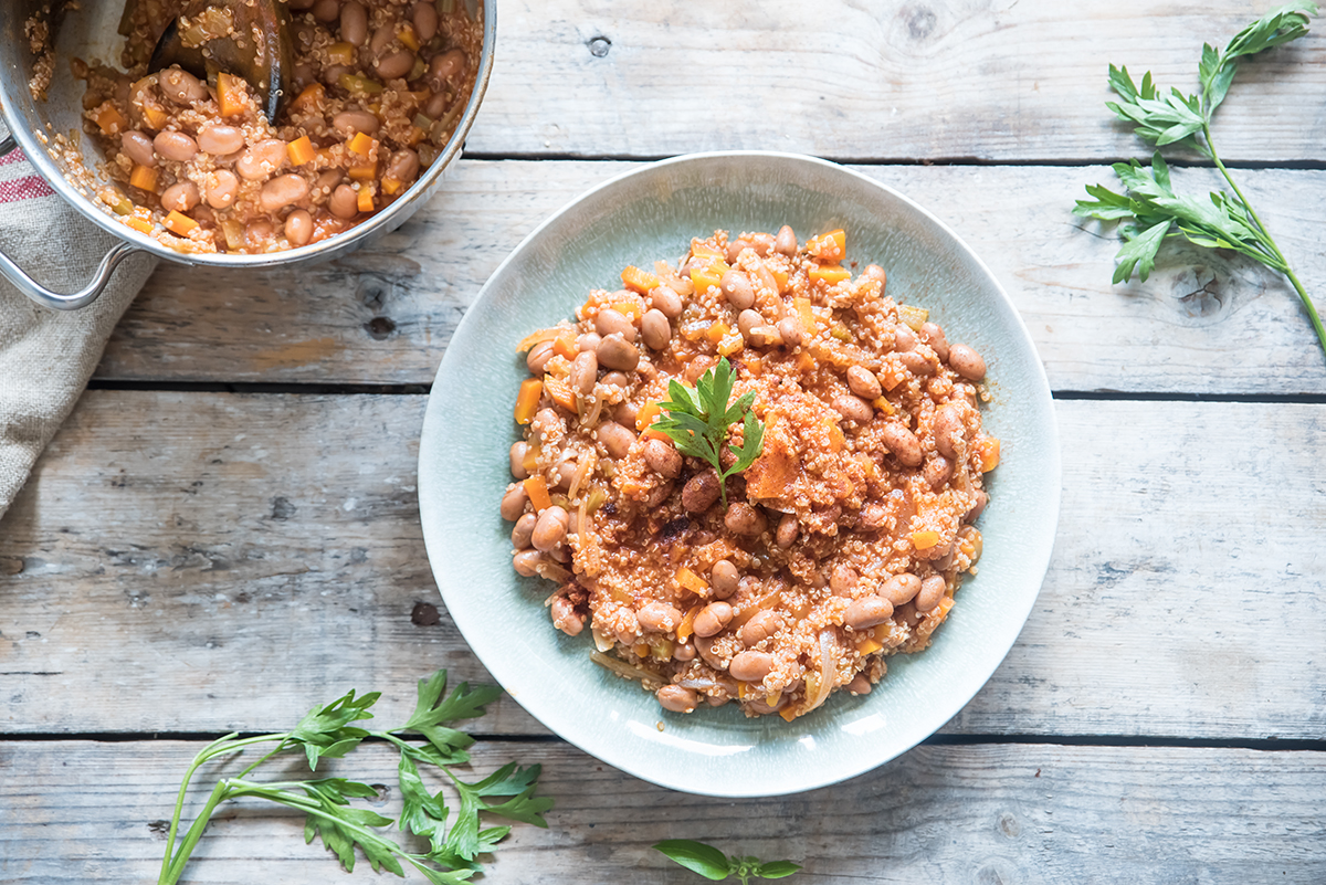 National Chili Day, l'America festeggia il piatto del cuore 2 Chili vegetariano con quinoa e fagioli