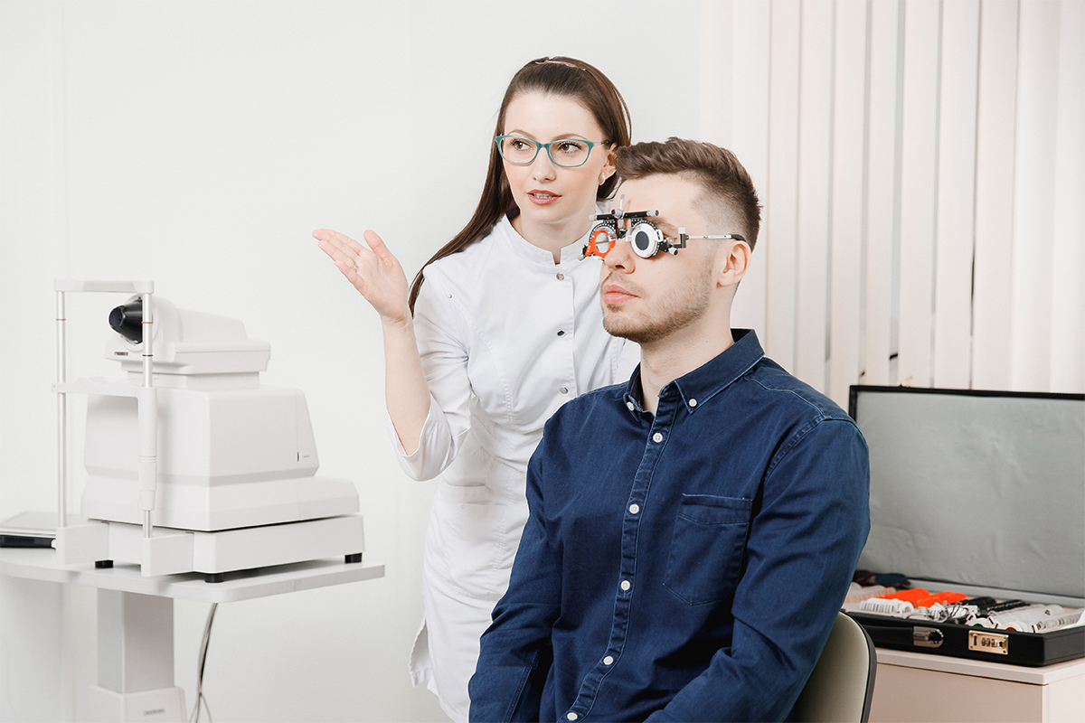 Ipermetropia: cos'è, cause, sintomi, fattori di rischio e cure 4 ipermetropia diagnosi