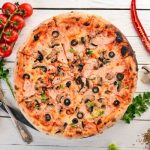 Pizza capricciosa: ricetta, ingredienti e calorie 1 Pizza capricciosa: ricetta