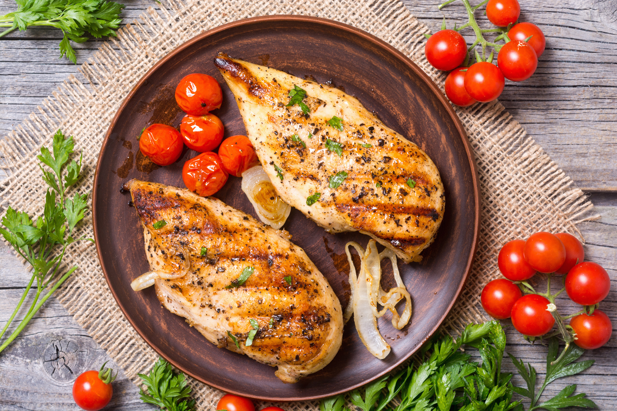 Secondi piatti veloci e facili: molte proposte da provare subito 5 Secondi piatti veloci e facili: scopri il pollo al limone