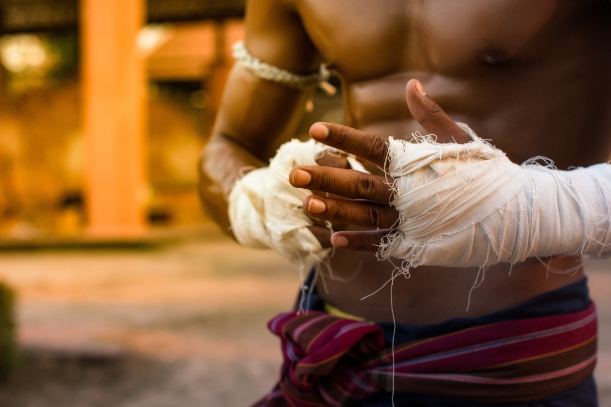 Muay thai: cos'è, storia e filosofia, allenamento, regole, benefici e controindicazioni 2 Muay thai. storia e origine