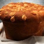 Pizza di Pasqua, la ricetta facile della torta al formaggio 1 primo piano di una porzione di Pizza di Pasqua
