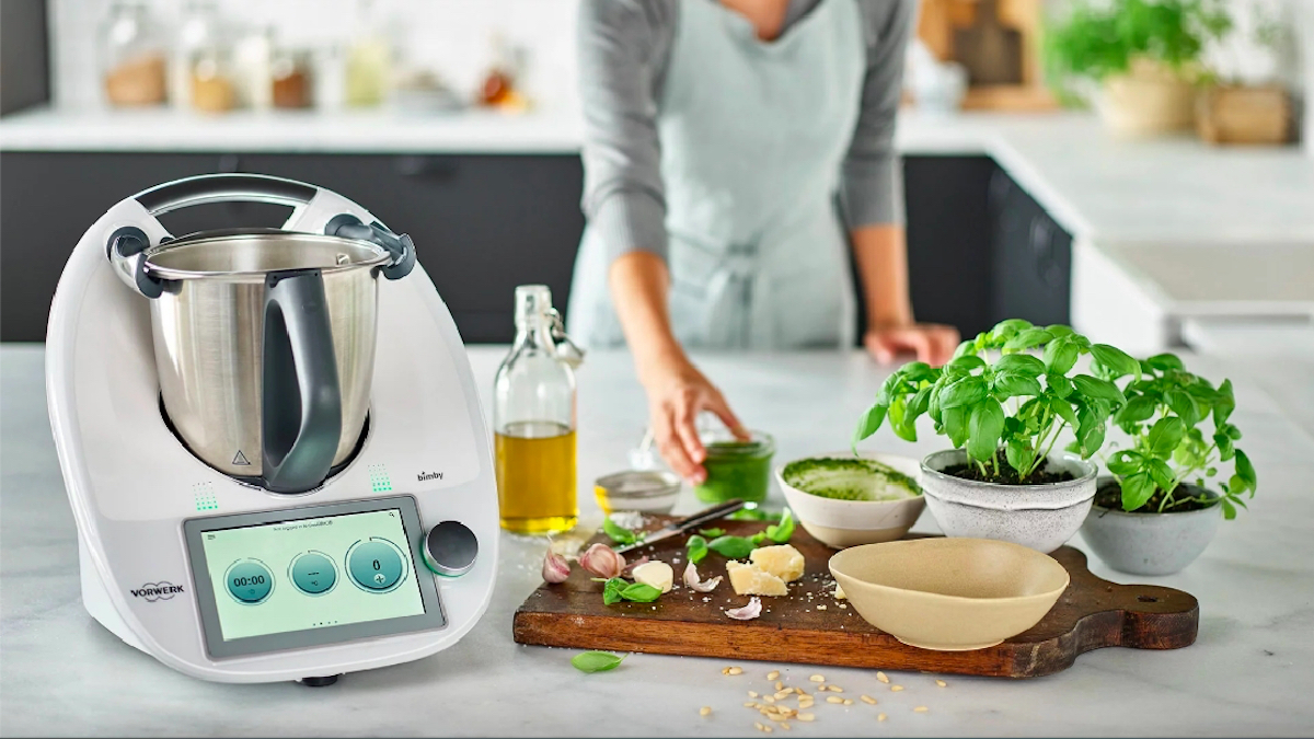 Ricette Bimby: come funziona il robot da cucina e piatti light e veloci da preparare dall’antipasto al dolce 1 ricette Bimby: piatti facili e veloci da preparare