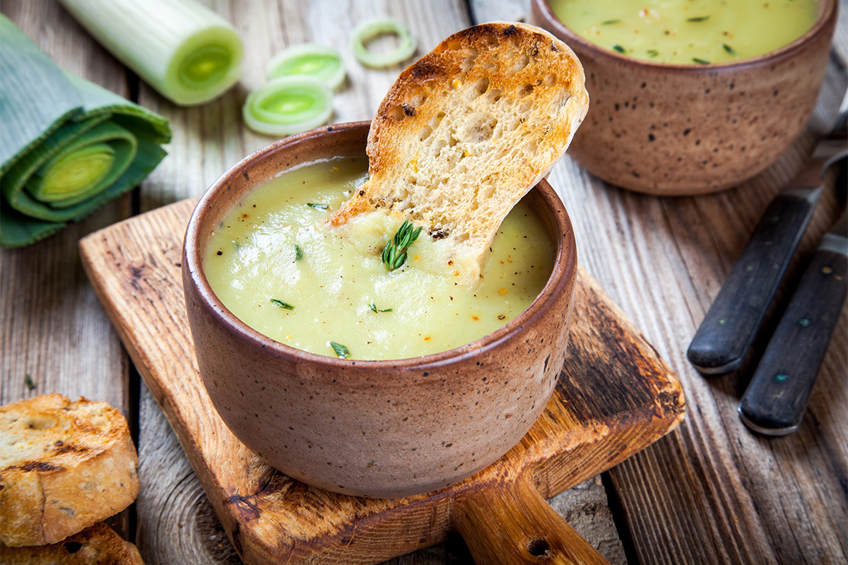 Zuppe fredde: ricette fresche, colorate e saporite 3 Zuppe fredde: Vichyssoise