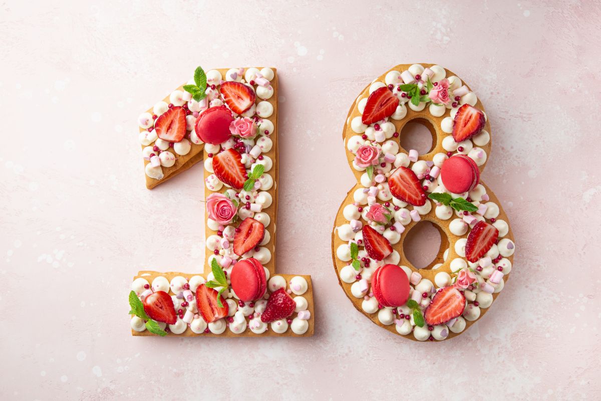 Cream Tart, una torta buona e bellissima per le tue feste 4 Cream tart: decorala come preferisci