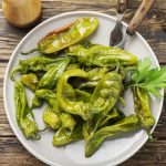 Friggitelli in padella, il contorno genuino e facile da fare 1 friggitelli in padella: un contorno semplice e squisito